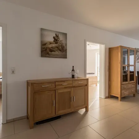 Seetraum Hdk 68 * Cuxhaven